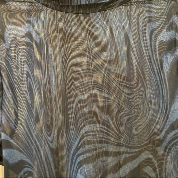 Good American sheer mesh mock neck bodysuit in blue abstract print size 5. 2XL - Picture 7 of 8